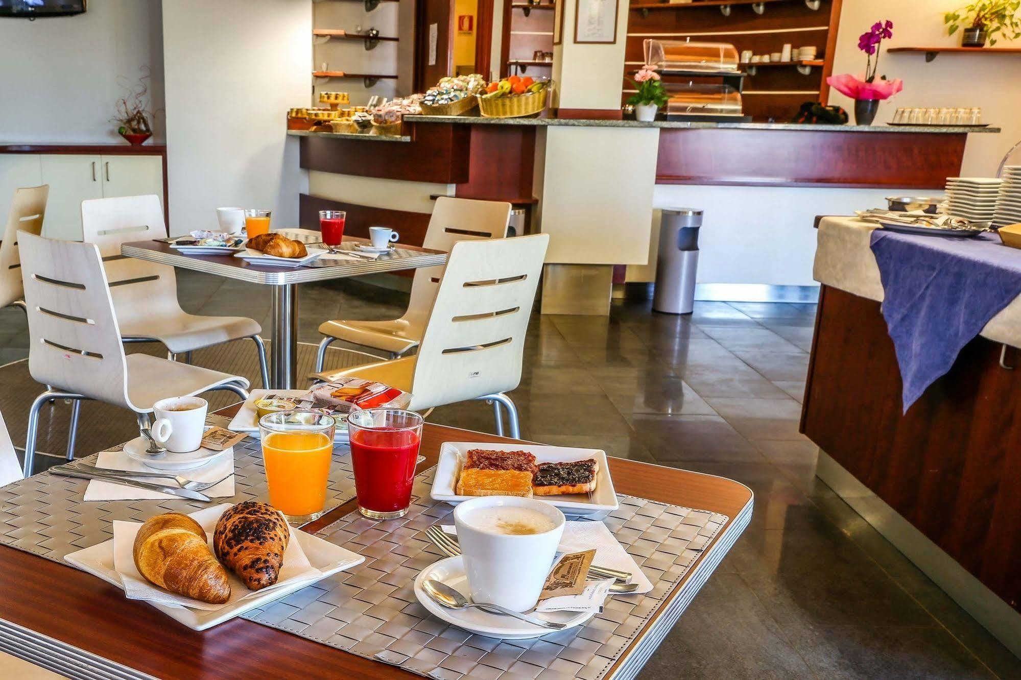 Hotel Gallia Pianezza Εξωτερικό φωτογραφία