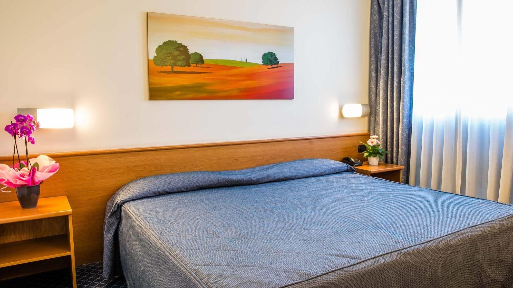 Hotel Gallia Pianezza Εξωτερικό φωτογραφία