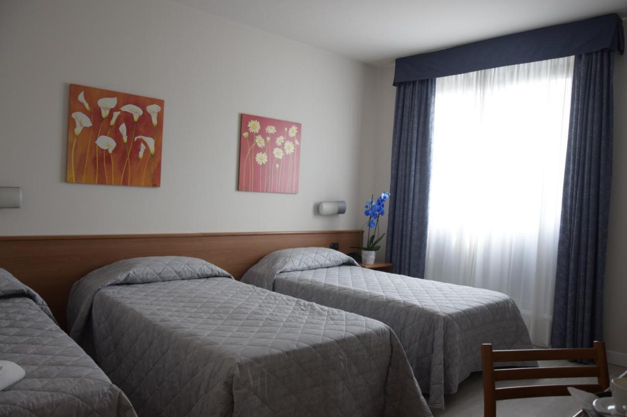 Hotel Gallia Pianezza Εξωτερικό φωτογραφία